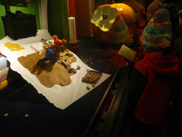 Christmas display (Pippi Longstocking) at NK department store