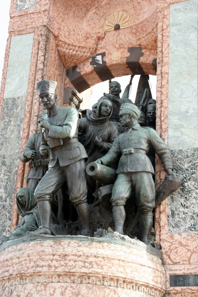 Atatürk the general